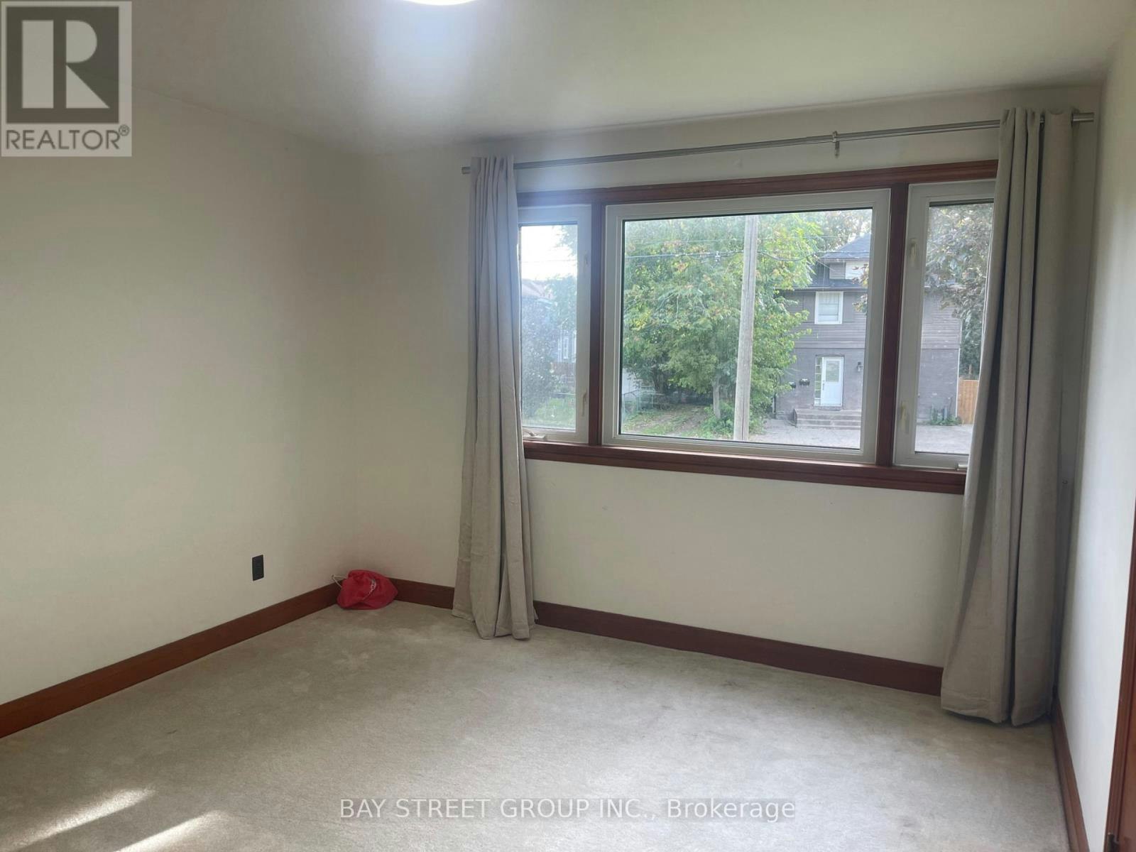 5137 Ontario Avenue, Niagara Falls, ON, L2E 3R7 - 10