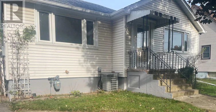 5137 Ontario Avenue, Niagara Falls, ON, L2E 3R7 - 4