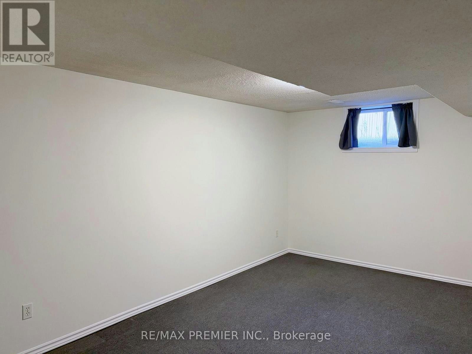 10 Aishford Road, Bradford West Gwillimbury, ON, L3Z 3E3 - 8
