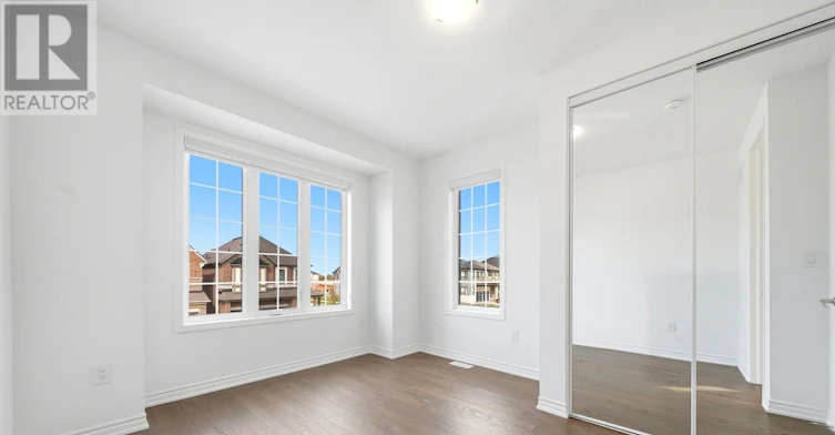 53 Mcbride Trail, Barrie, ON, L9J 0Y8 - 33