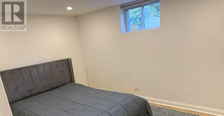 BASEMENT-26 Beaverbrook Avenue, Toronto, ON, M9B 2M9 - 9