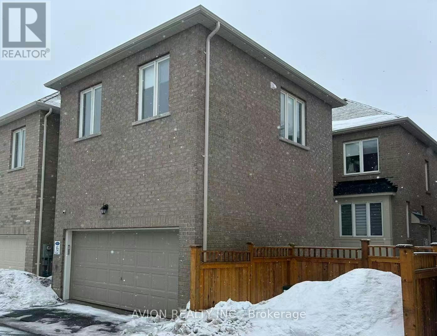 COACH HOUSE-542 Whites Hill Avenue, Markham, ON, L6B 0Z3