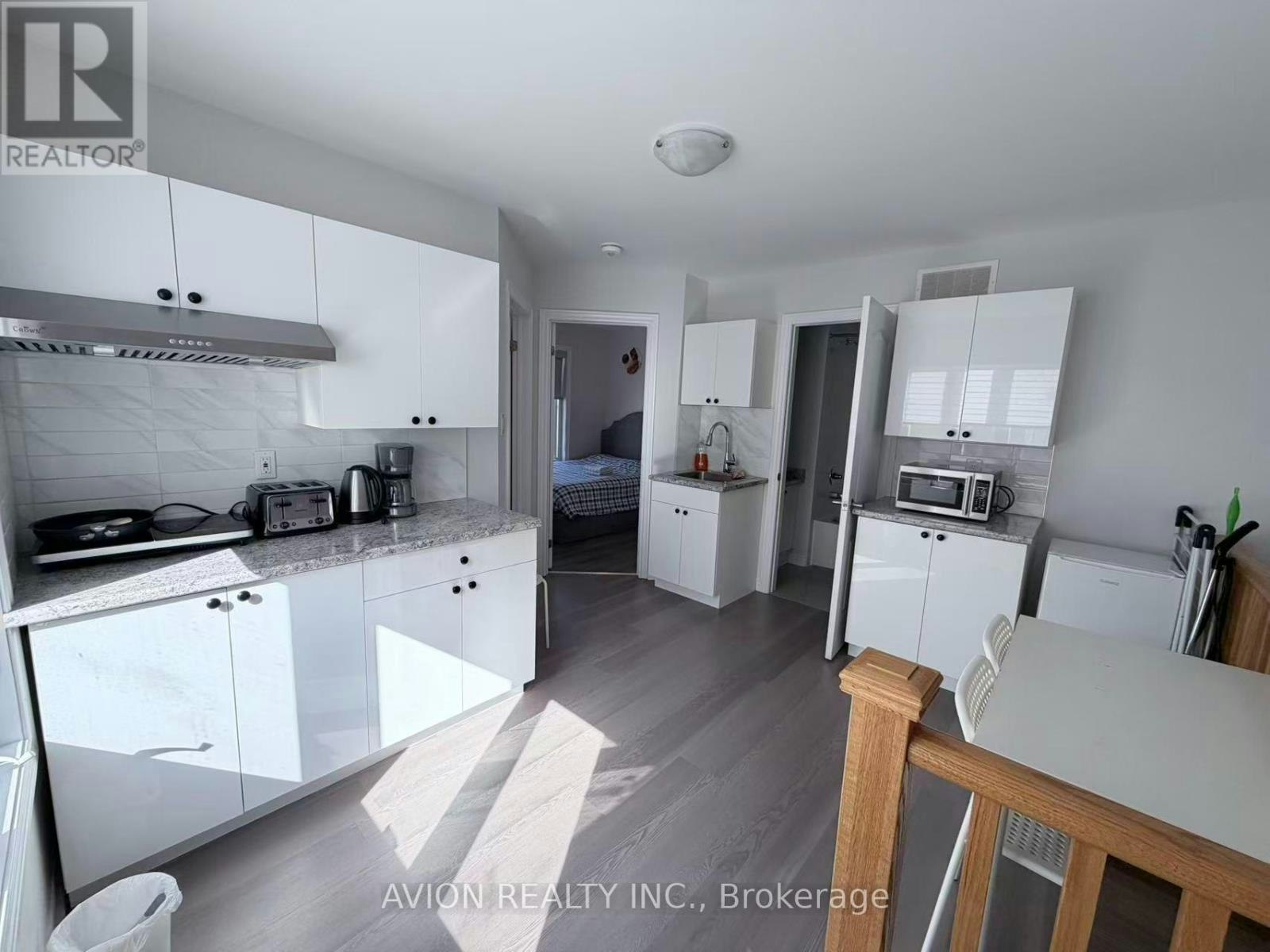 COACH HOUSE-542 Whites Hill Avenue, Markham, ON, L6B 0Z3 - 2