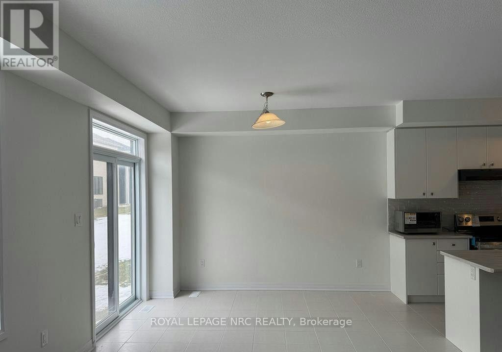 48 Varsity Drive, Welland, ON, L3B 0N3 - 10