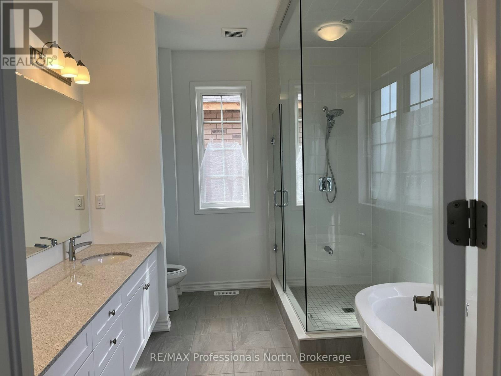 62 Lower Street, Barrie, ON, L9J 0B7 - 20