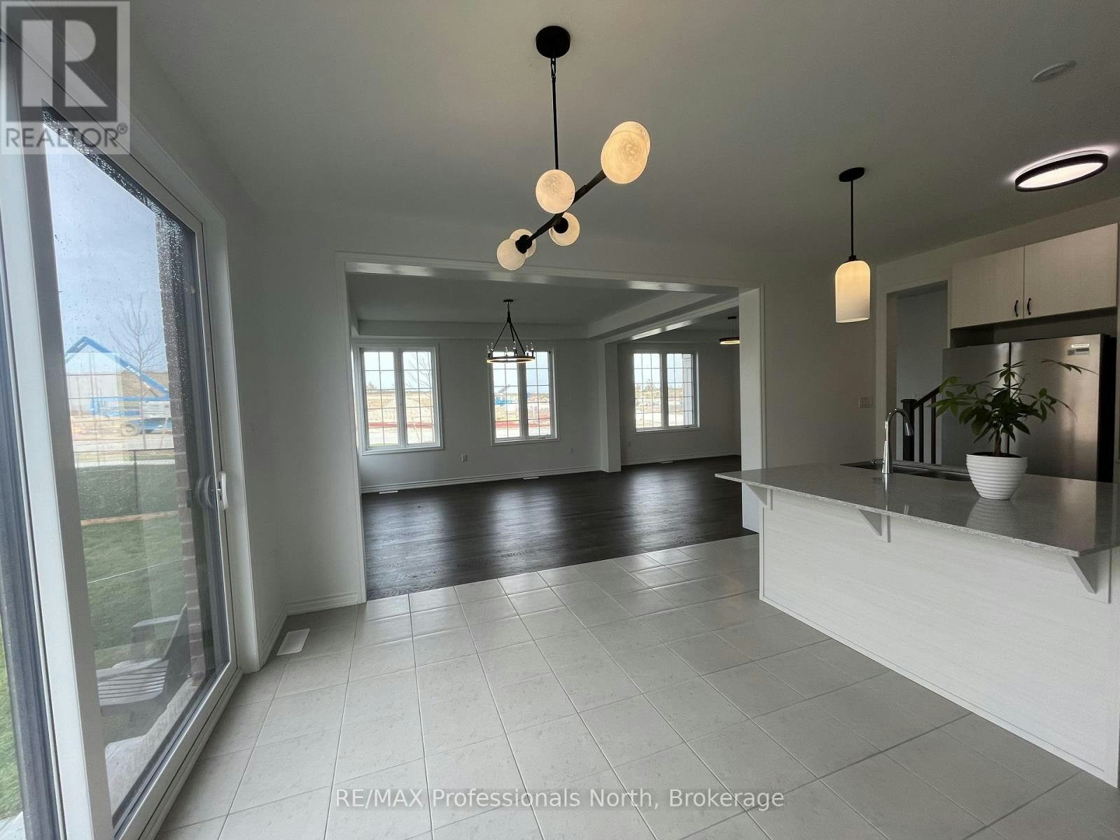 62 Lower Street, Barrie, ON, L9J 0B7 - 10