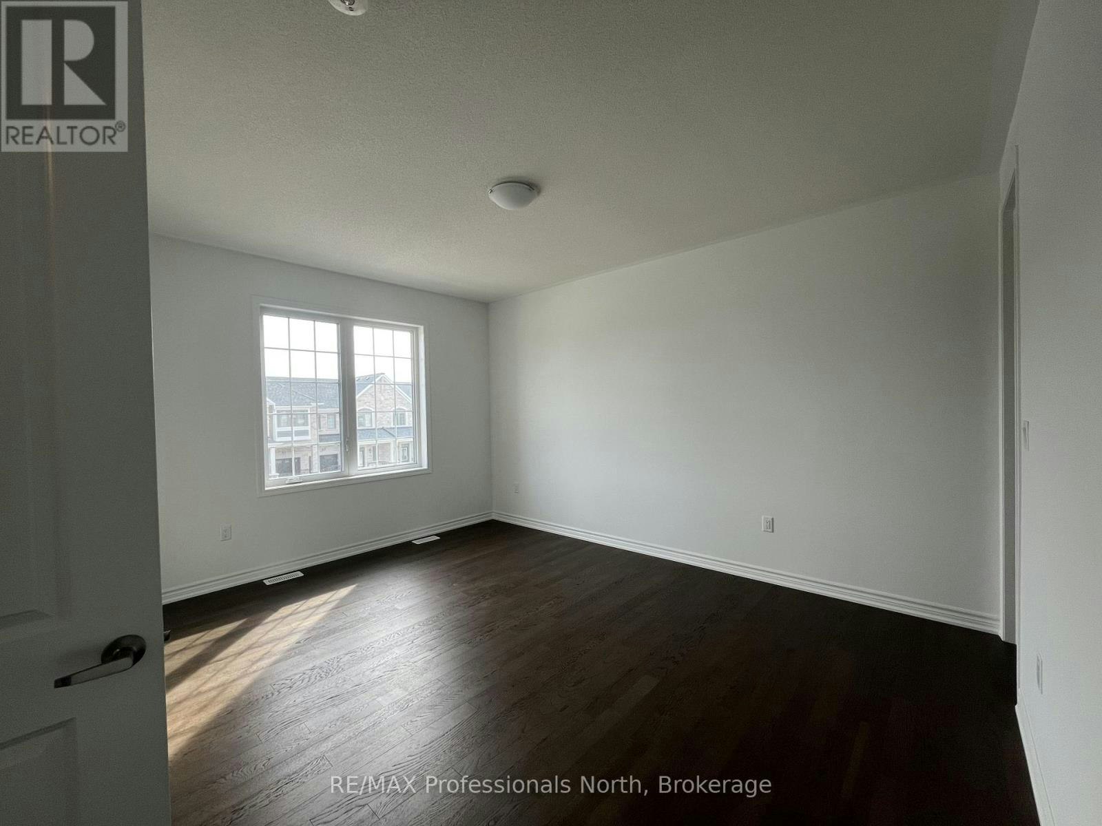 62 Lower Street, Barrie, ON, L9J 0B7 - 27