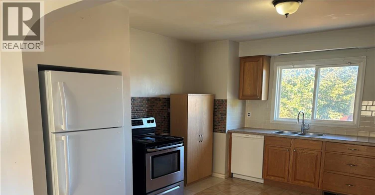 232 Barton Street, Hamilton, ON, L8E 9X9 - 4
