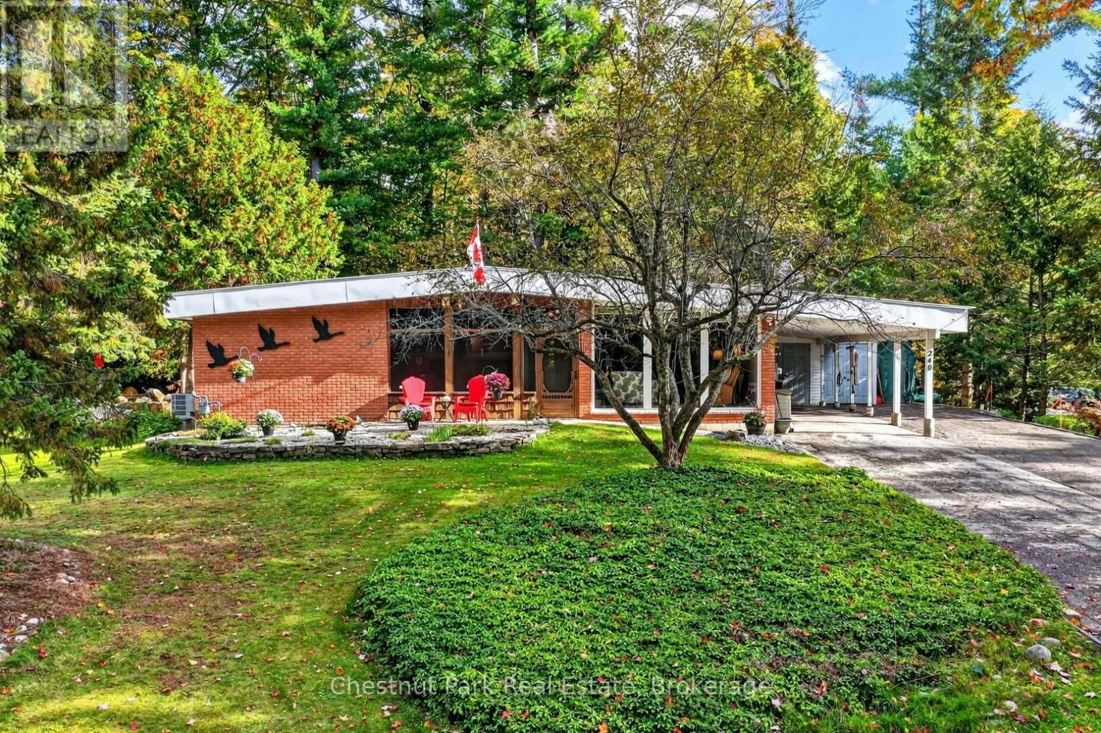 240 Knister Road, Gravenhurst, ON, P1P 1R4
