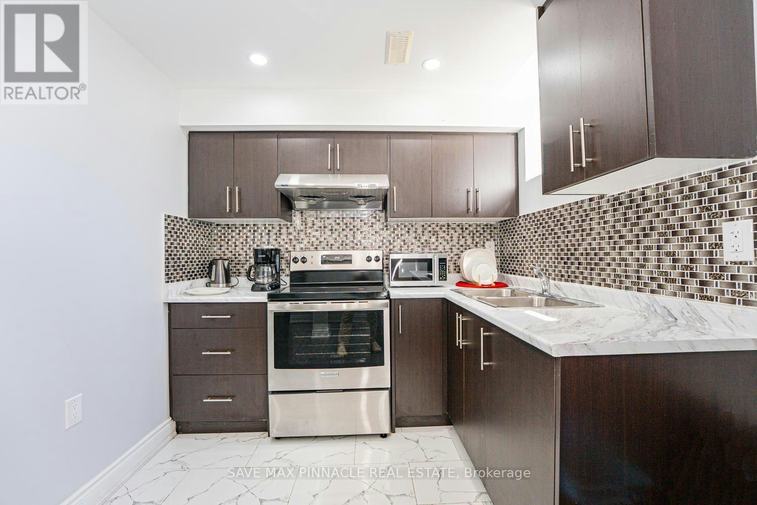 16 Baby Pointe Trail, Brampton, ON, L7A 0W3 - 32