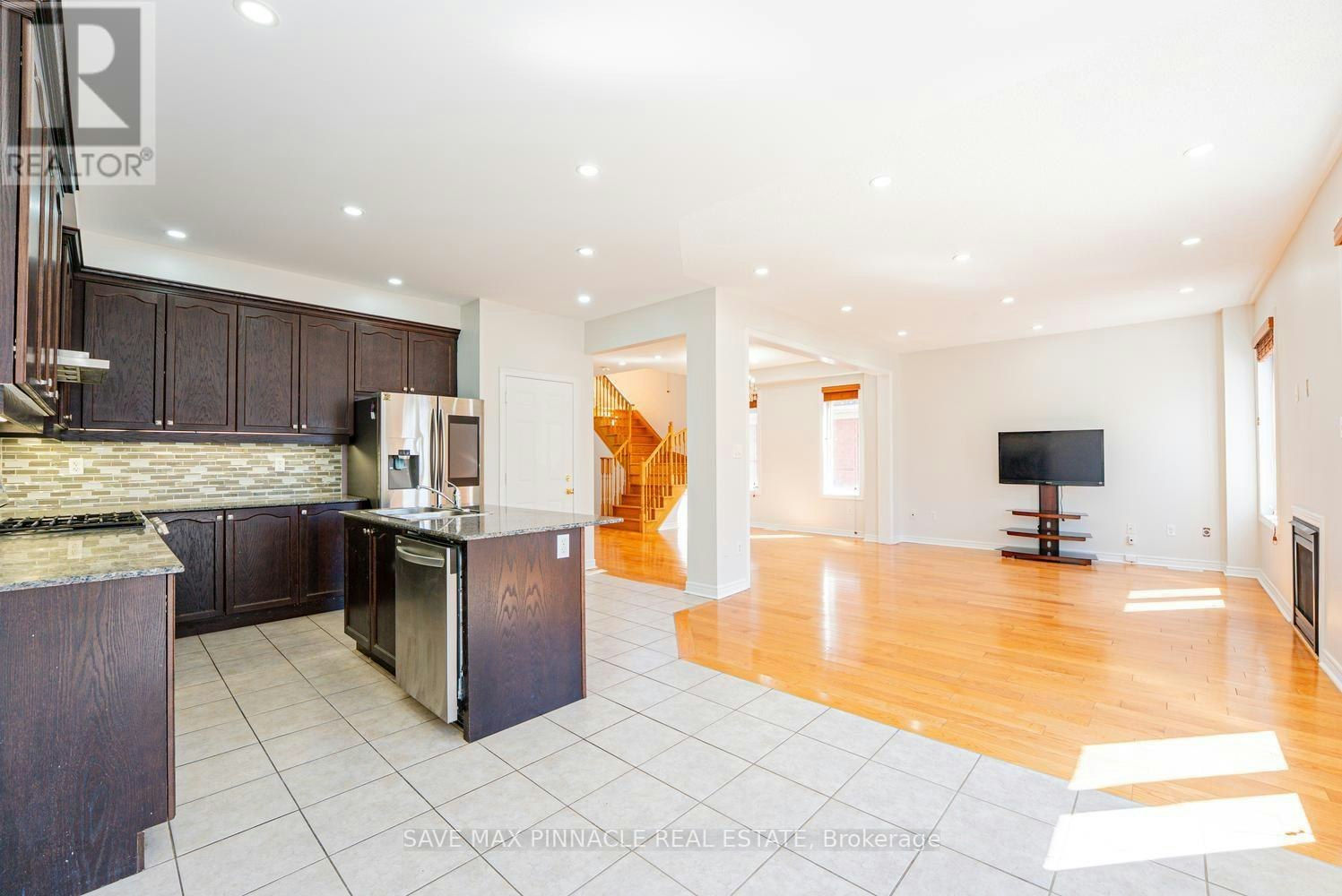 16 Baby Pointe Trail, Brampton, ON, L7A 0W3 - 9