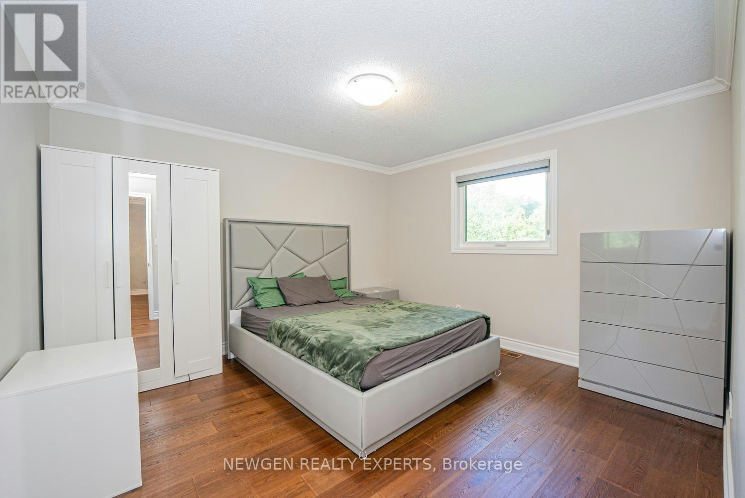 31 Stock Court, Cambridge, ON, N3C 3R4 - 32