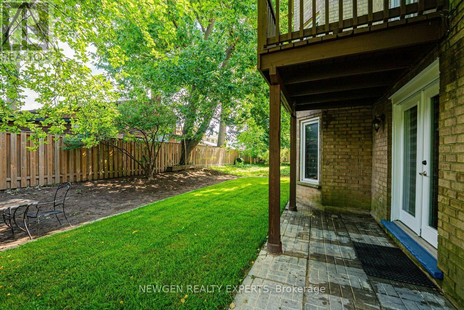 31 Stock Court, Cambridge, ON, N3C 3R4 - 45