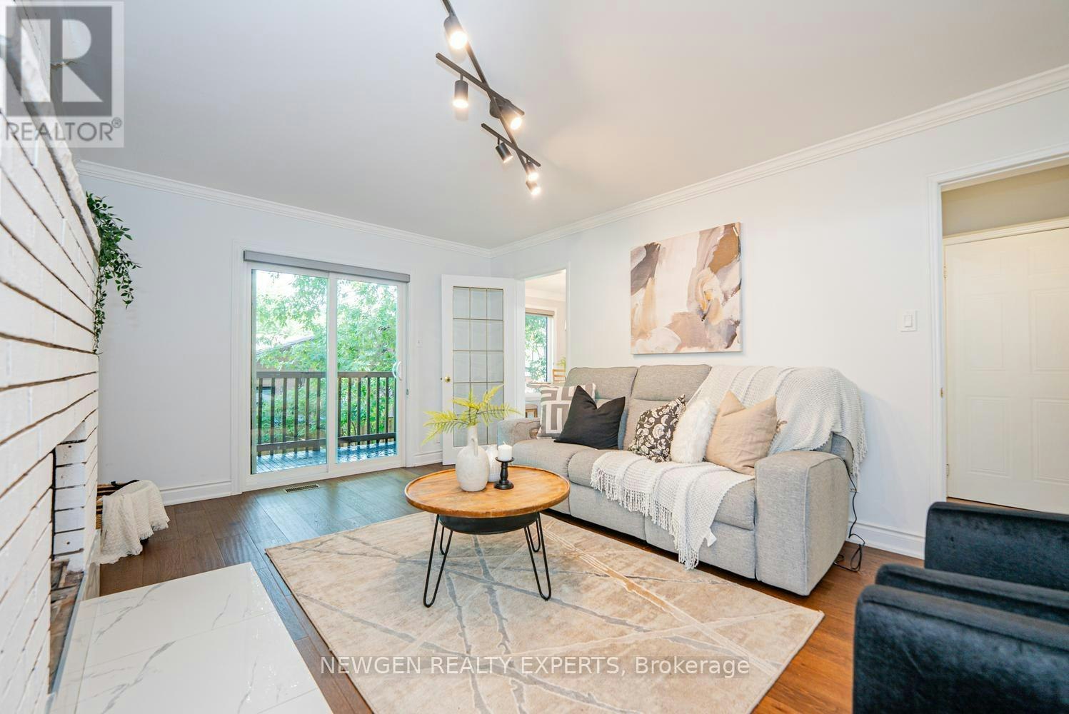 31 Stock Court, Cambridge, ON, N3C 3R4 - 14