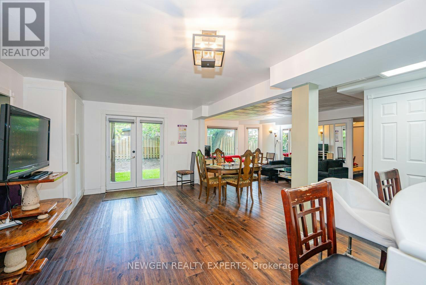 31 Stock Court, Cambridge, ON, N3C 3R4 - 38