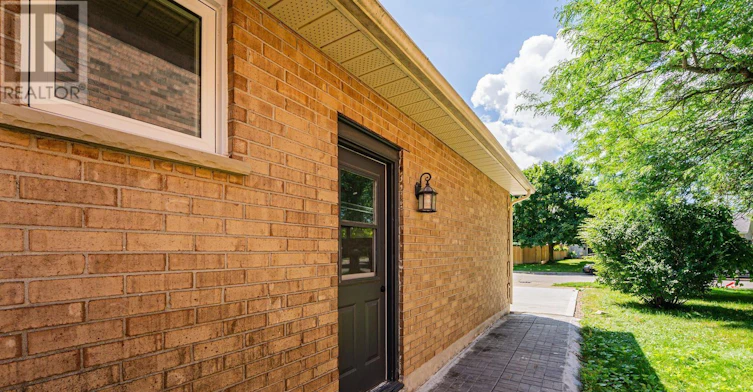 31 Stock Court, Cambridge, ON, N3C 3R4 - 43