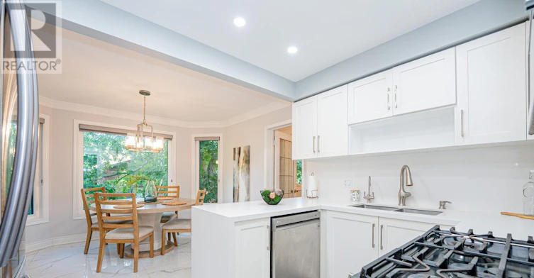 31 Stock Court, Cambridge, ON, N3C 3R4 - 16