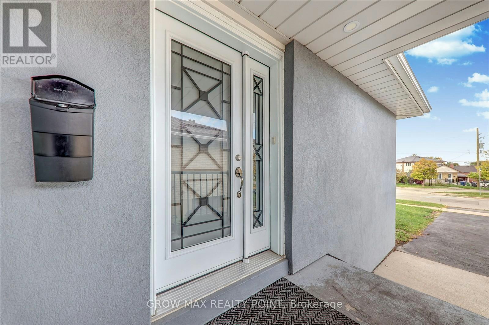 UPPER-184 Canlish Road E, Toronto, ON, M1P 1T2 - 5