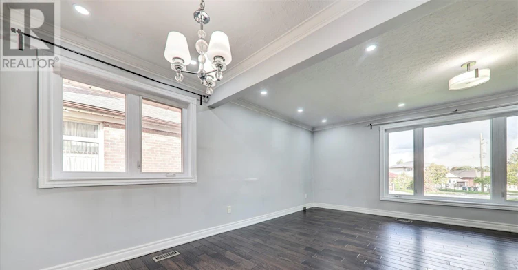 UPPER-184 Canlish Road E, Toronto, ON, M1P 1T2 - 11