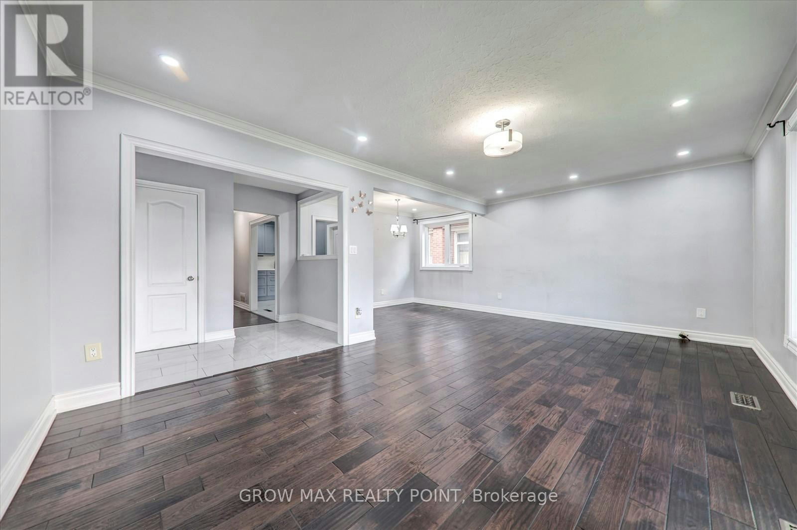 UPPER-184 Canlish Road E, Toronto, ON, M1P 1T2 - 8