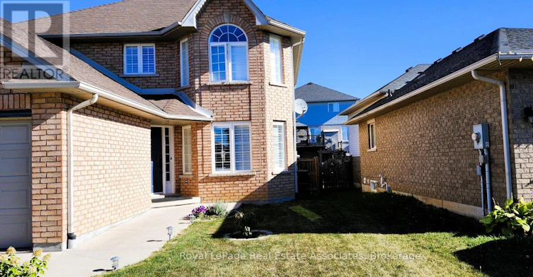 59 Solsbury Crescent, Hamilton, ON, L0R 1W0 - 2