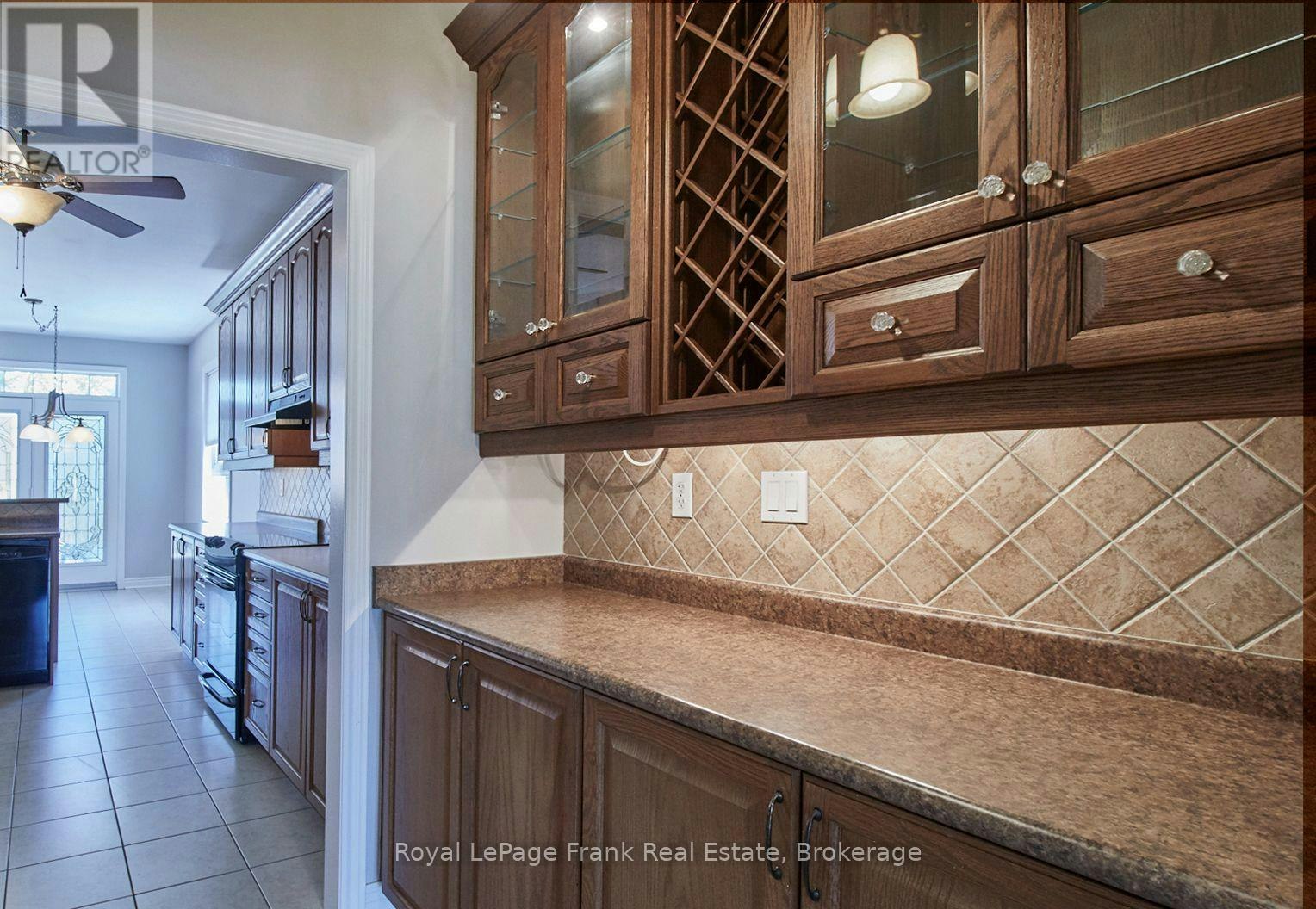 43 Helston Crescent, Whitby, ON, L1M 2K3 - 6
