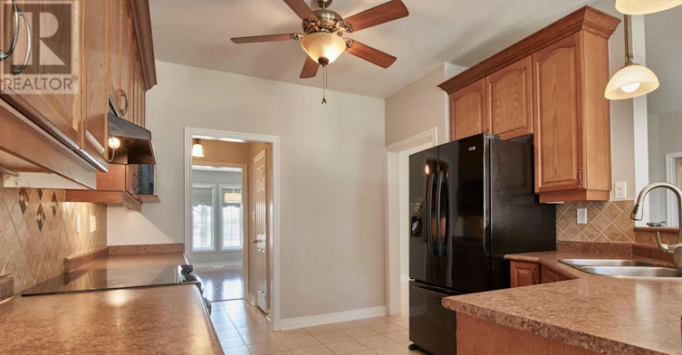 43 Helston Crescent, Whitby, ON, L1M 2K3 - 9