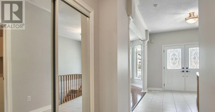 43 Helston Crescent, Whitby, ON, L1M 2K3 - 5