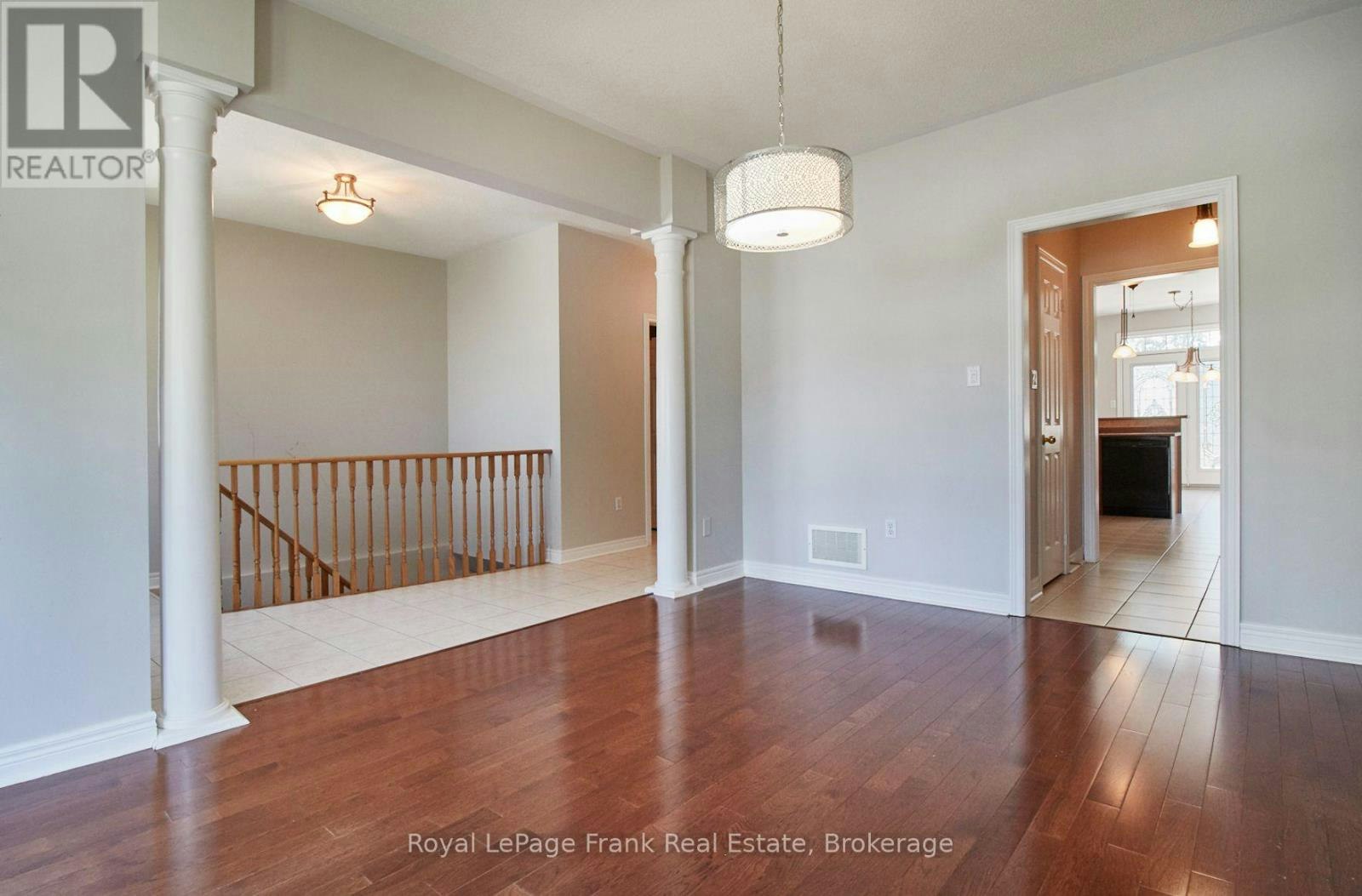 43 Helston Crescent, Whitby, ON, L1M 2K3 - 4