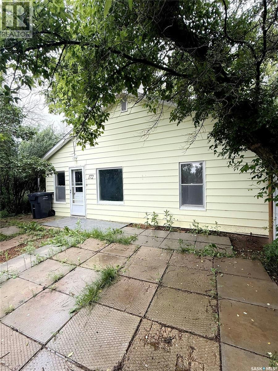 172 4th Street E, Shaunavon, SK, S0N 2M0