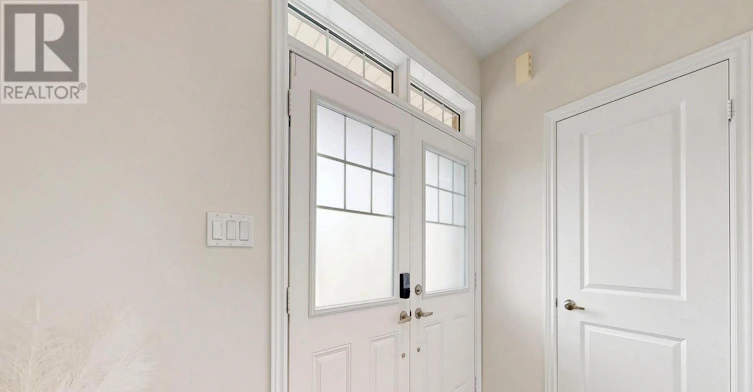 6 Dumaine Street, Whitby, ON, L1P 0G8 - 4