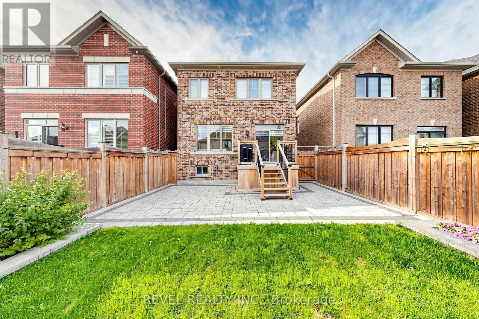 6 Dumaine Street, Whitby, ON, L1P 0G8 - 45