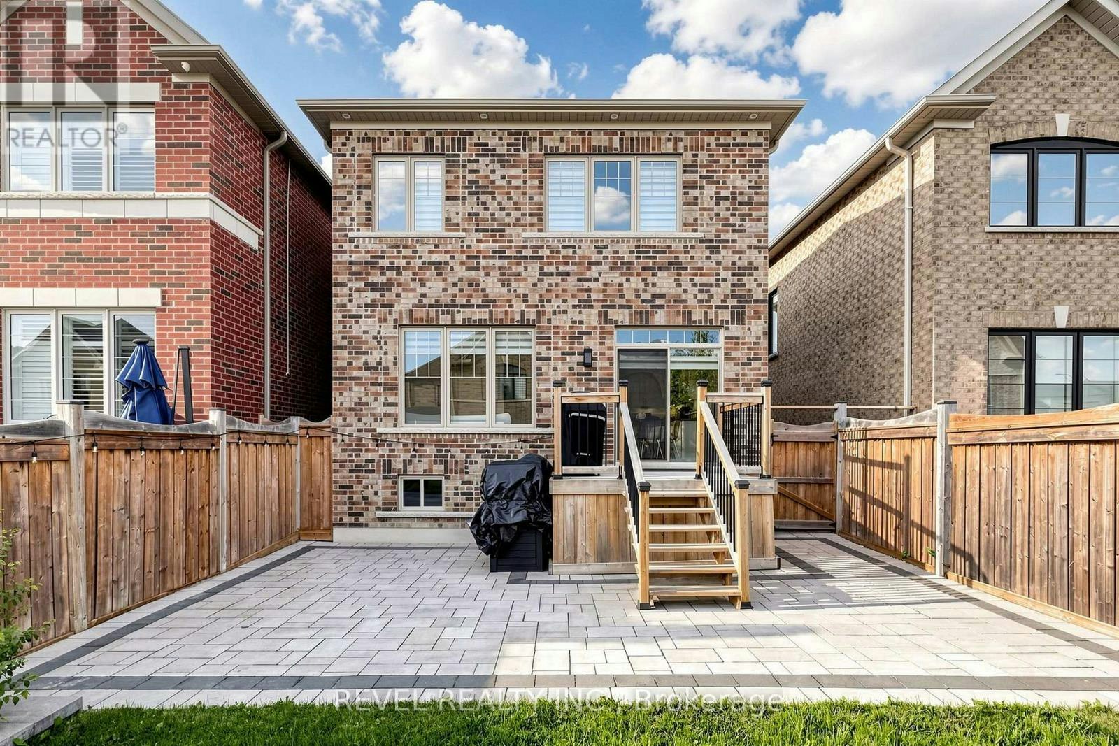 6 Dumaine Street, Whitby, ON, L1P 0G8 - 47
