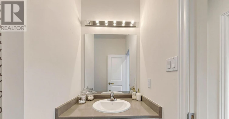 6 Dumaine Street, Whitby, ON, L1P 0G8 - 40