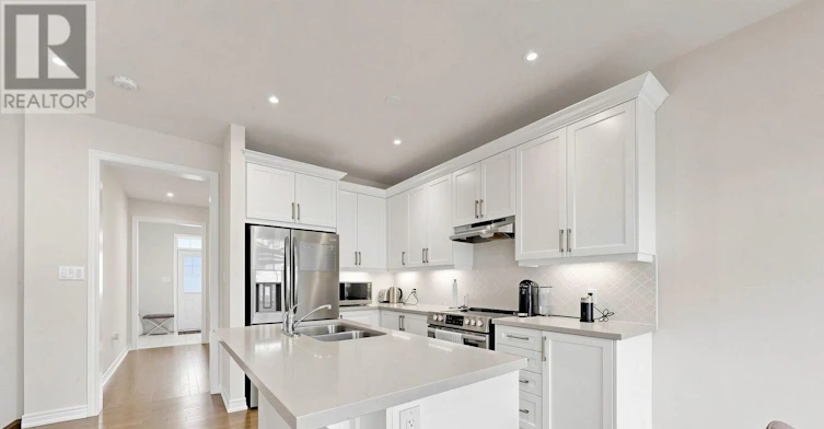 6 Dumaine Street, Whitby, ON, L1P 0G8 - 10