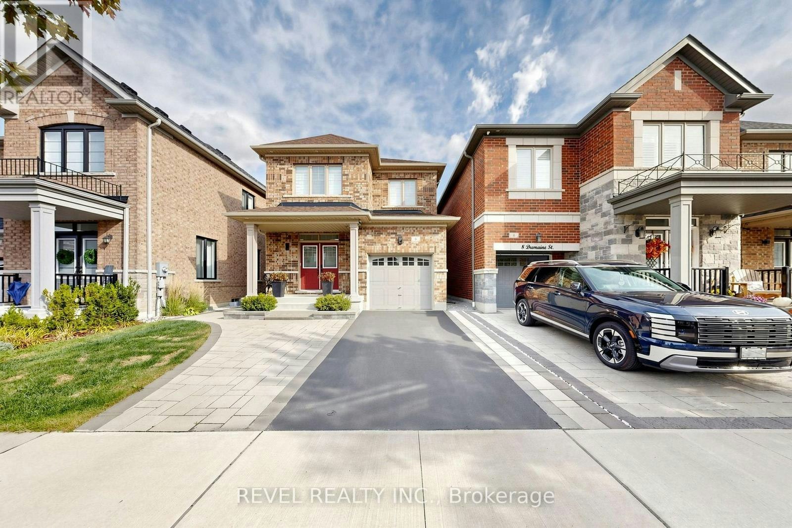 6 Dumaine Street, Whitby, ON, L1P 0G8 - 2