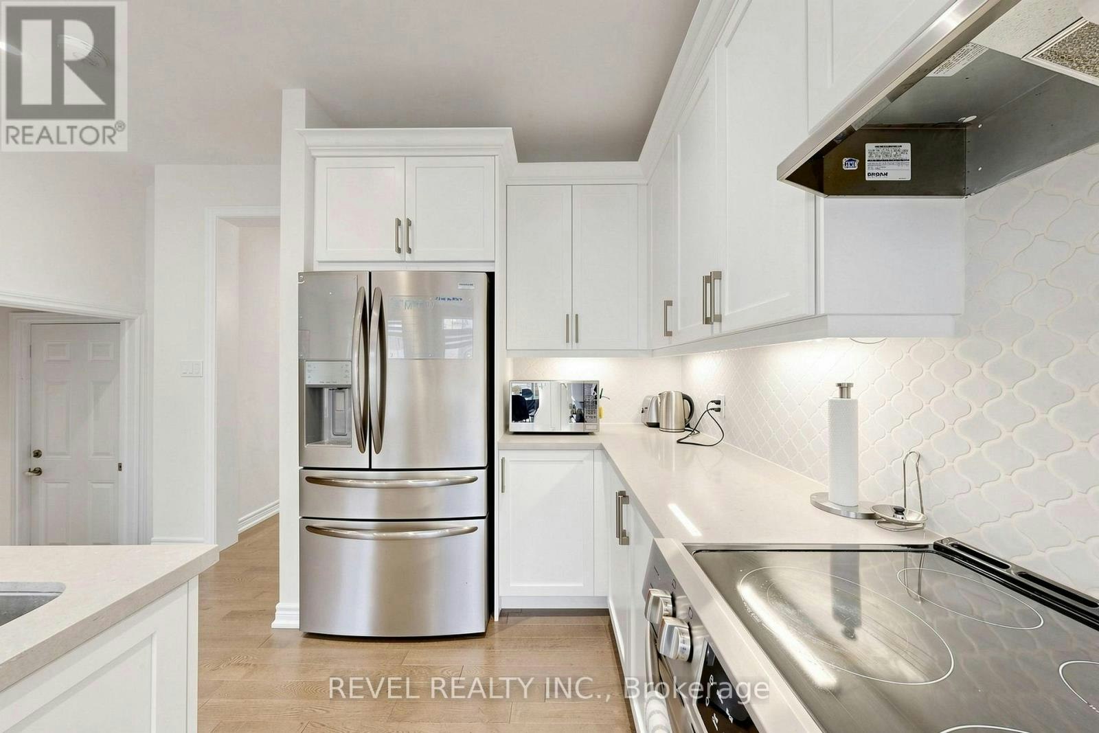 6 Dumaine Street, Whitby, ON, L1P 0G8 - 13