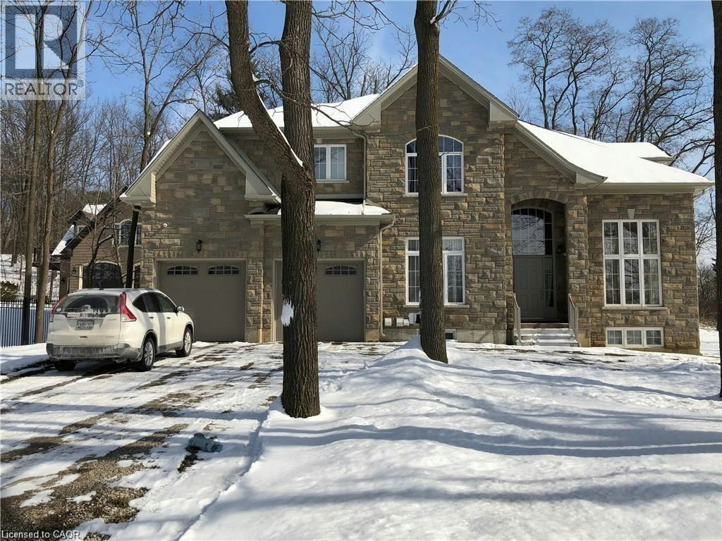 B2-523 Hamilton Drive, Hamilton, ON, L9G 2A9