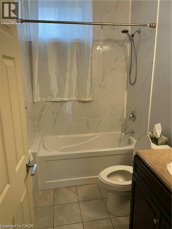 B2-523 Hamilton Drive, Hamilton, ON, L9G 2A9 - 7