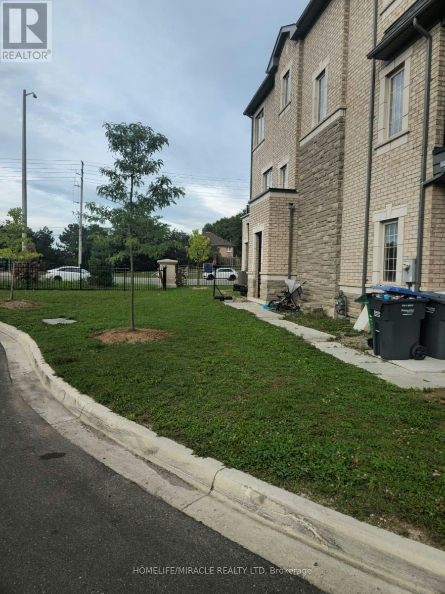 63 Hashmi Place E, Brampton, ON, L6Y 0H8 - 3