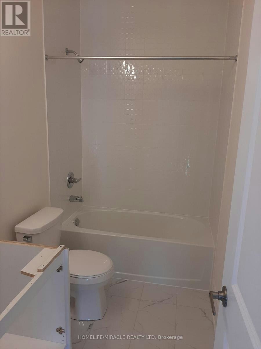 63 Hashmi Place E, Brampton, ON, L6Y 0H8 - 12