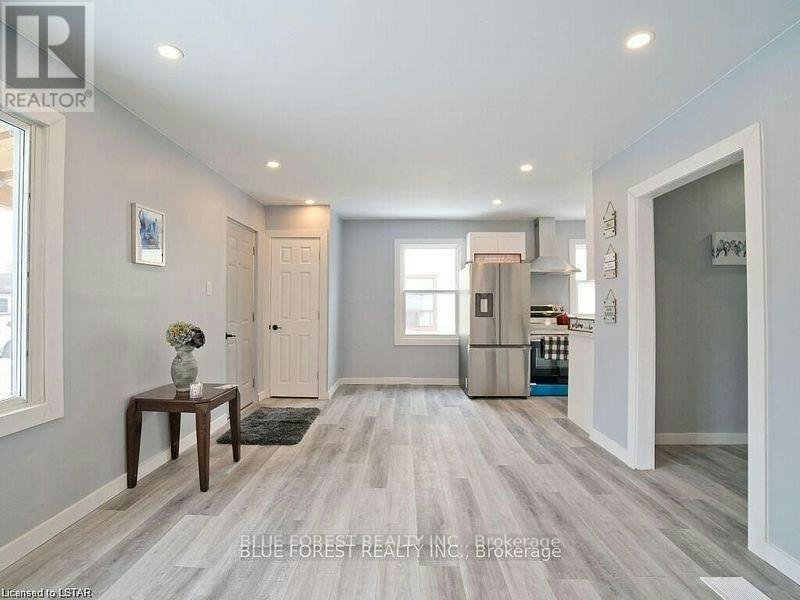 97 Delaware Street, London, ON, N5Z 2N4 - 4