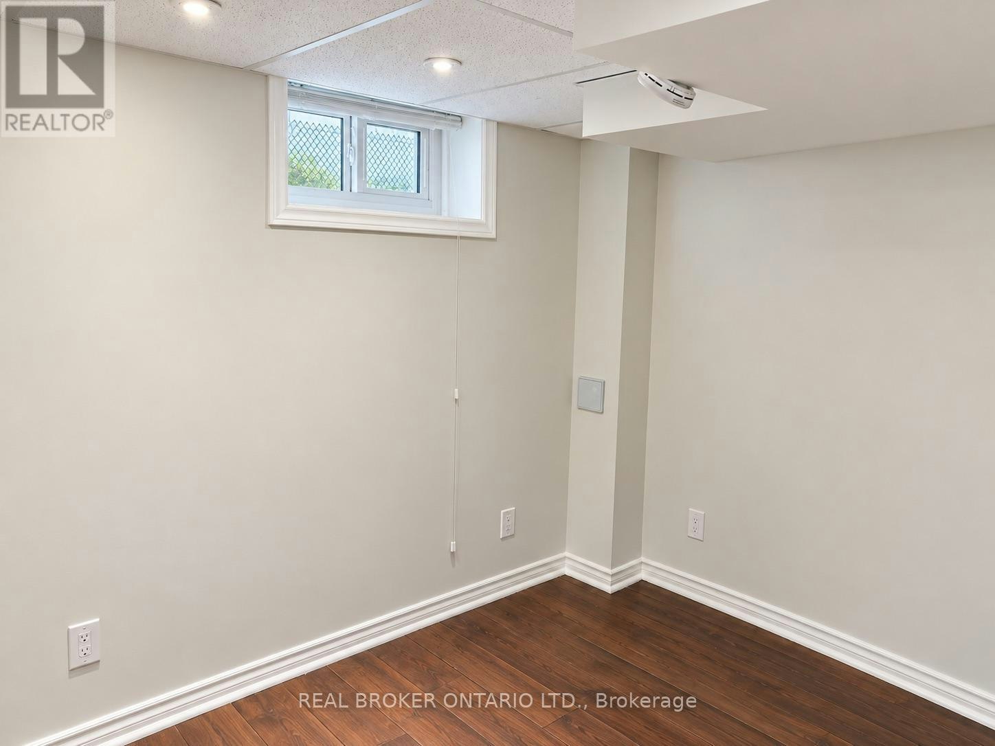 49 Thompson Avenue, Thorold, ON, L2V 2N2 - 18