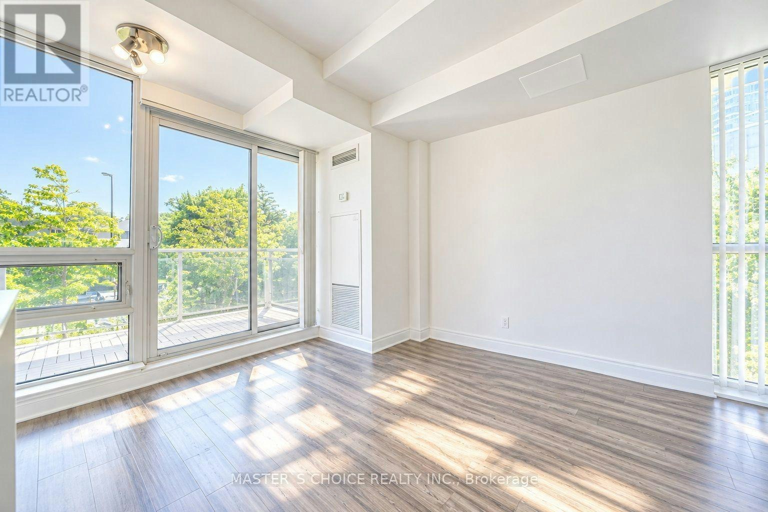 215-31 Olive Avenue, Toronto, ON, M2N 4N4 - 4