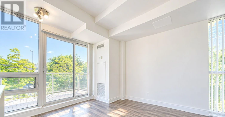 215-31 Olive Avenue, Toronto, ON, M2N 4N4 - 4