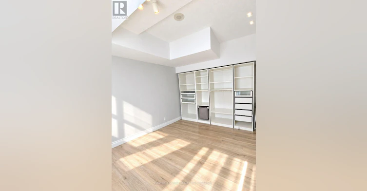 215-31 Olive Avenue, Toronto, ON, M2N 4N4 - 7