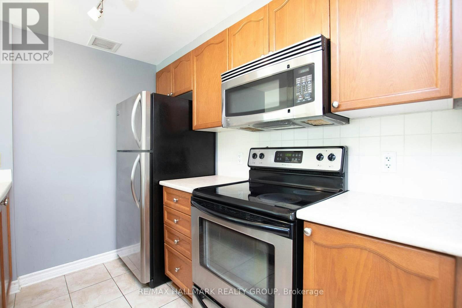 207-200 Rideau Street, Ottawa, ON, K1N 5Y1 - 10