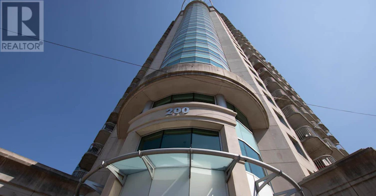 207-200 Rideau Street, Ottawa, ON, K1N 5Y1 - 2