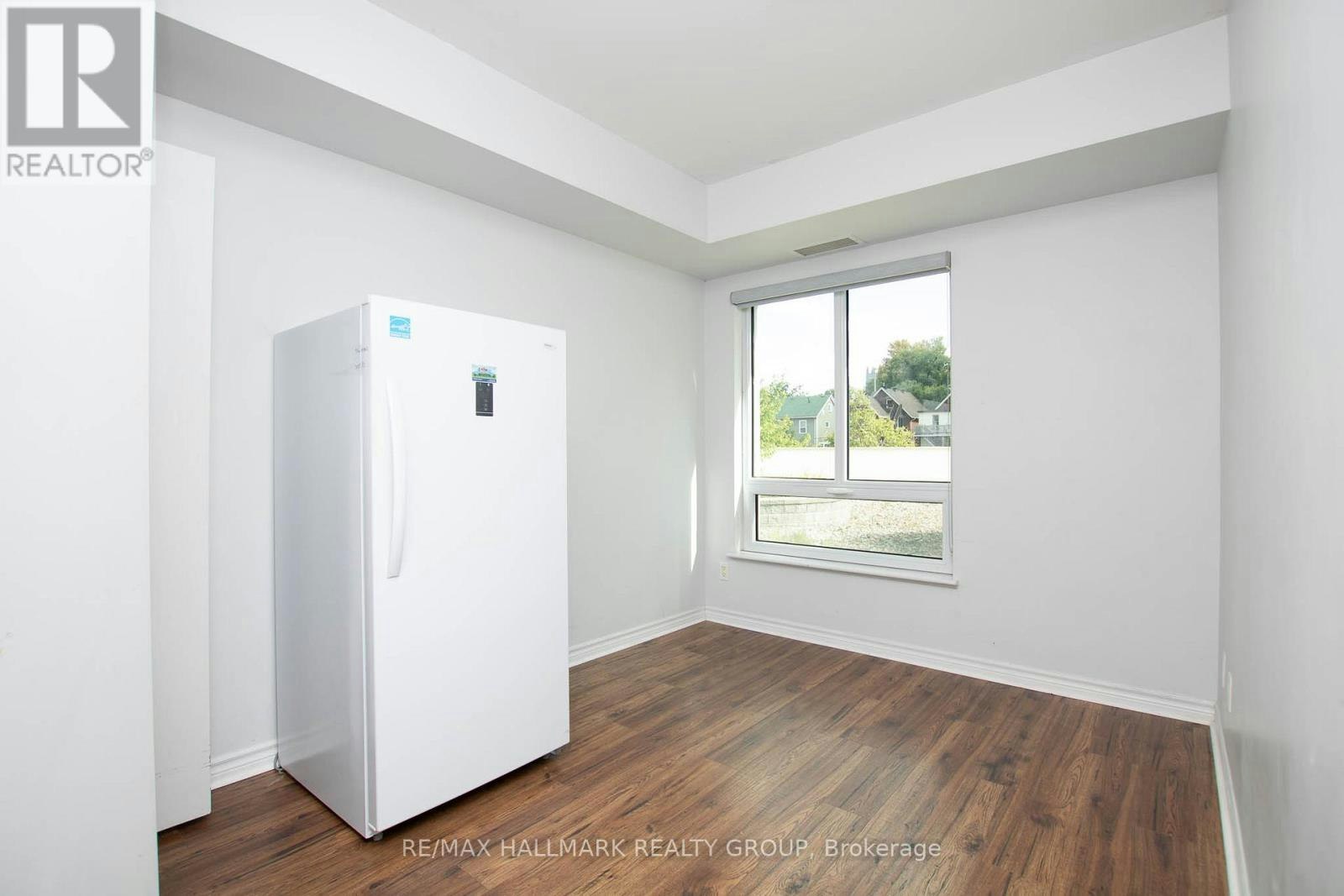 207-200 Rideau Street, Ottawa, ON, K1N 5Y1 - 24