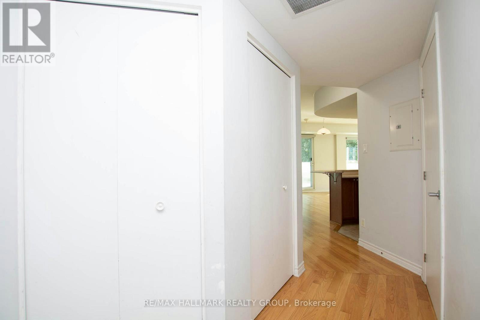 207-200 Rideau Street, Ottawa, ON, K1N 5Y1 - 7